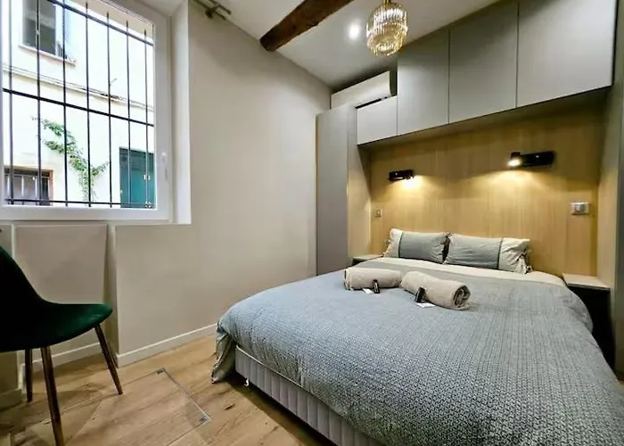 Le Rempart - T3 Dans Vieil *