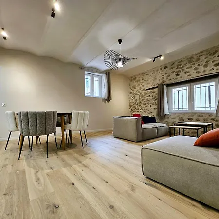 Le Rempart - T3 Dans Vieil * Антиб