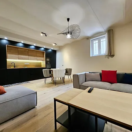 Le Rempart - T3 Dans Vieil 昂蒂布