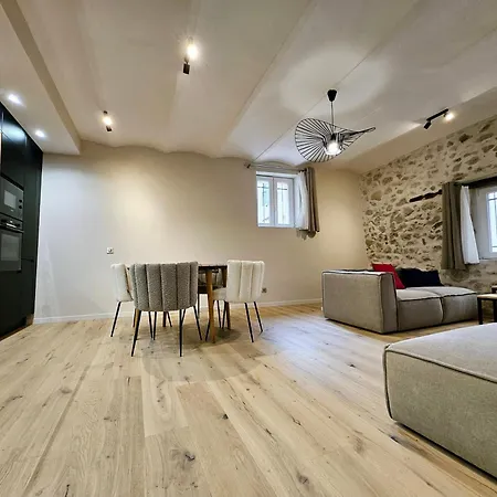 Le Rempart - T3 Dans Vieil